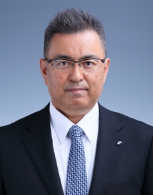 取締役会長 糸数 昌英